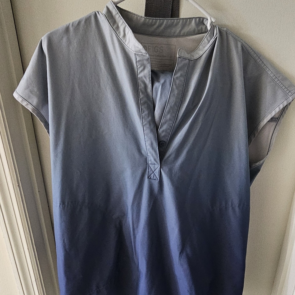 Figs ombre scrubs